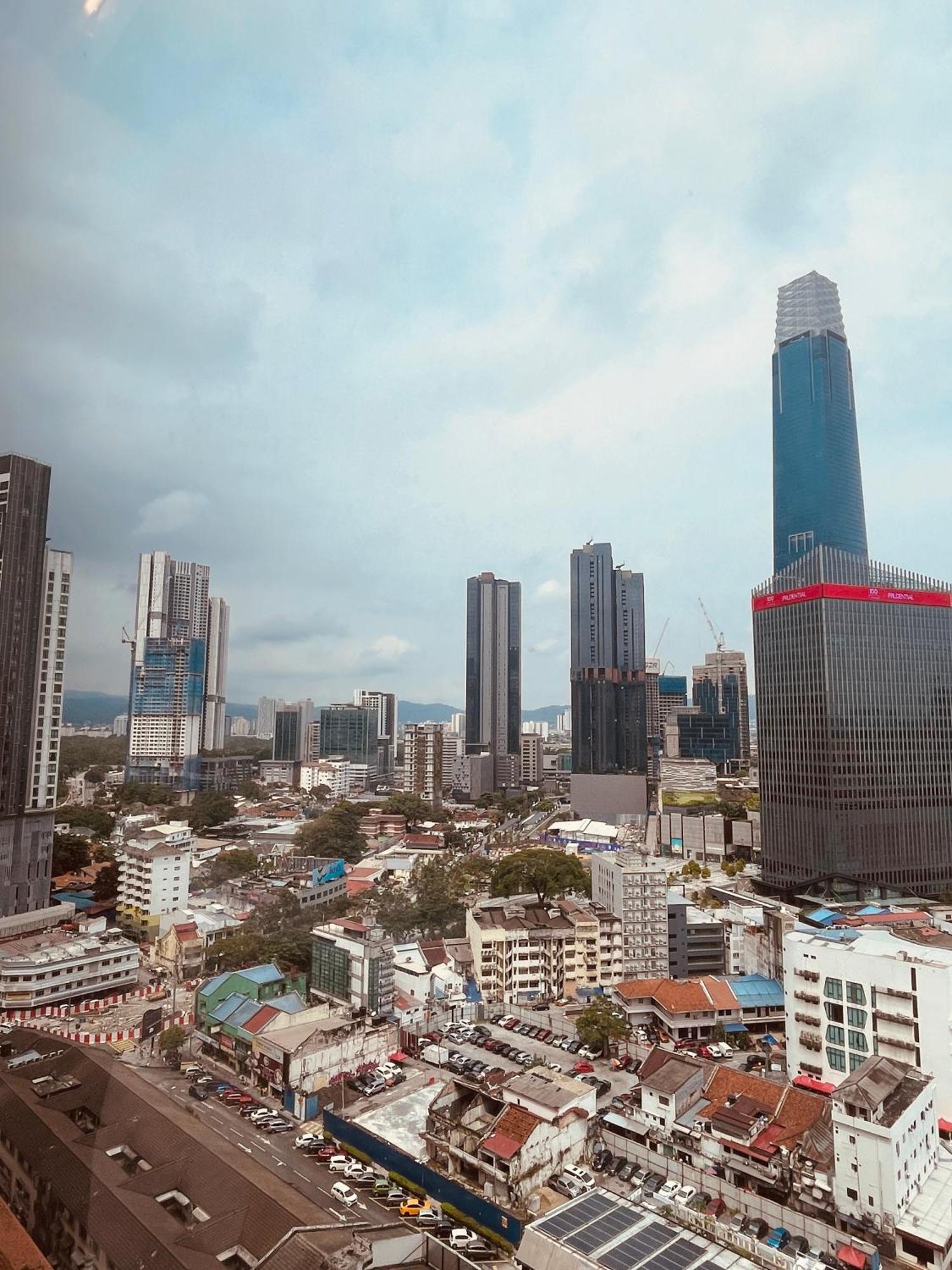 쿠알라룸푸르 Axon Infinity Pool Kl 아파트 외부 사진