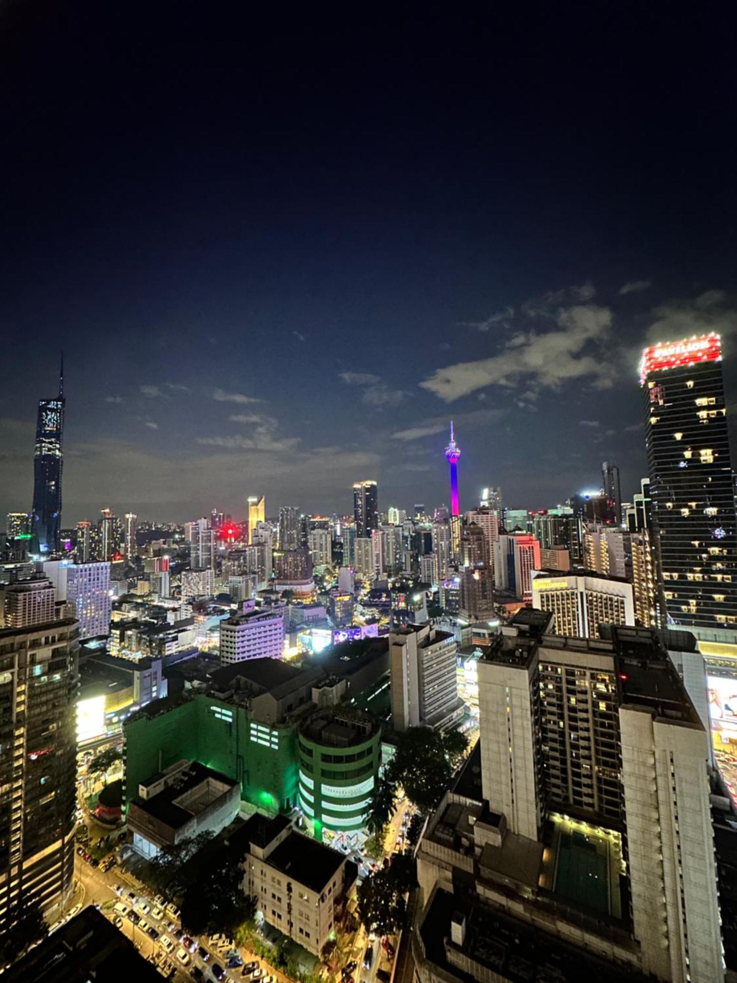 쿠알라룸푸르 Axon Infinity Pool Kl 아파트 외부 사진