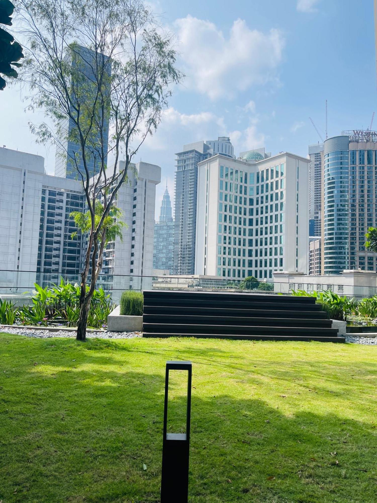 쿠알라룸푸르 Axon Infinity Pool Kl 아파트 외부 사진